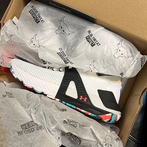 Project Rock P4s New Marble in the box